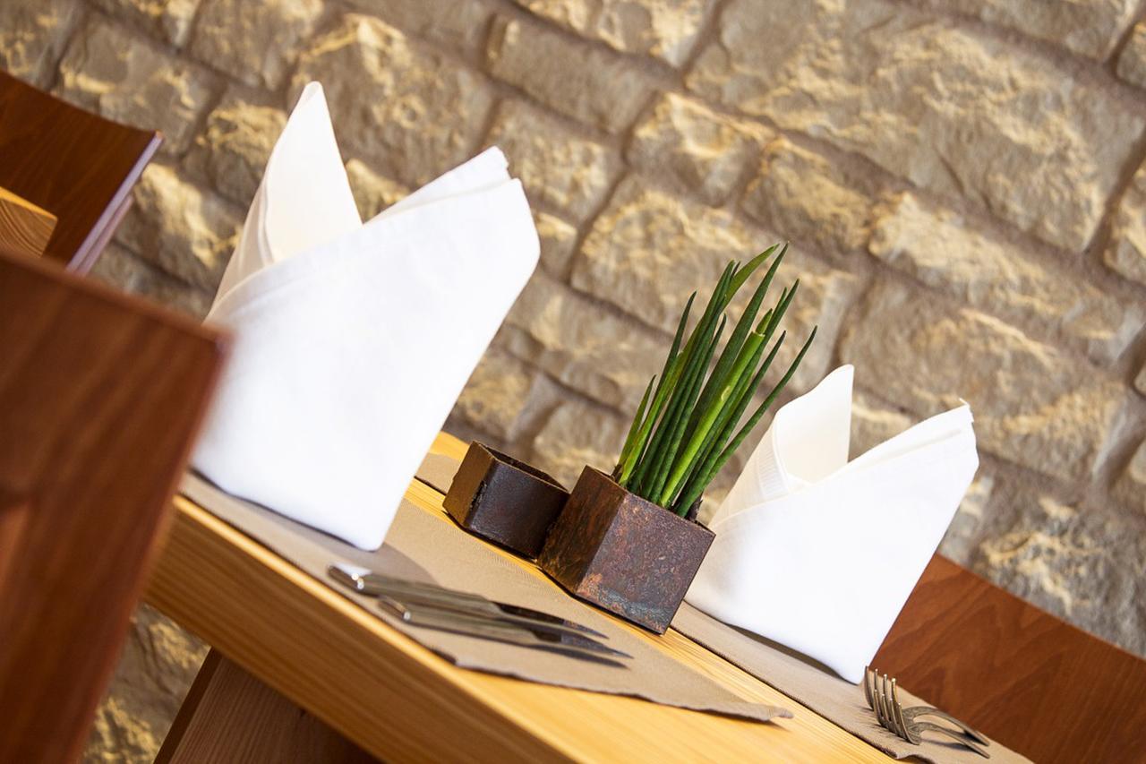Gengs Linde Hotell Stuhlingen Exteriör bild